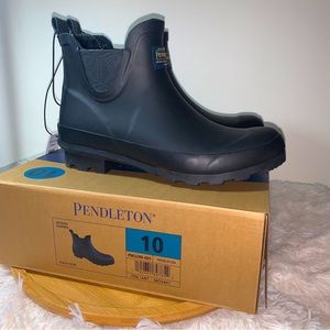 Pendleton Rubber Booties Black Women’s Size 10 Faux Fur Lined